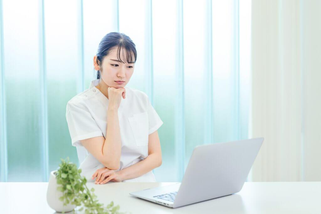 大手EC通販サイトと専門メーカーはどう使い分けるべき？